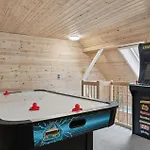 7 Bedroom Amazing Home In Sonder Omme Omme