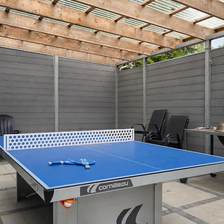 7 Bedroom Stunning In Omme