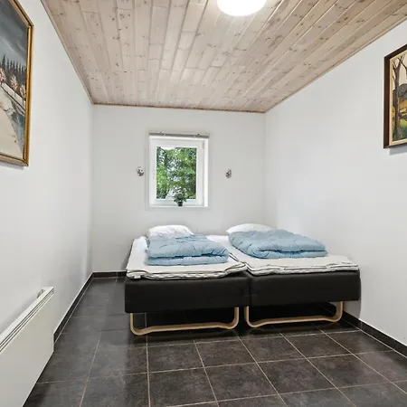 7 Bedroom Stunning In * Sdr. Omme